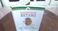 DEDENGKOT BETAWI : HAJI NURI TAHER SAUDAGAR DERMAWAN & RELIGIUS
